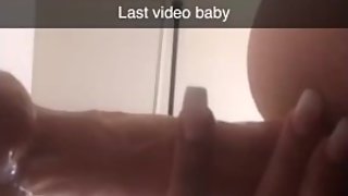 Freaky girl anal fucking her ass on Snapchat for me