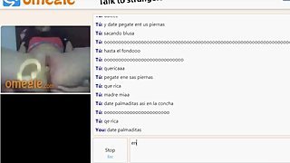 Adolescente de Omegle me ensena su vagina estrecha y su Tremendo Culo