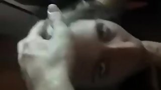 Ilona veut du sperme sur sa bouche