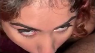 18 yo slut sucks dick